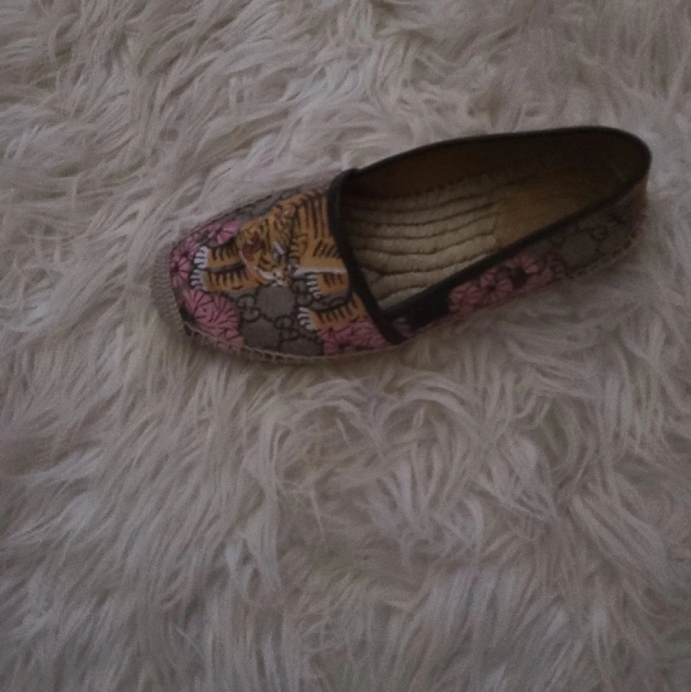 Shoes - Picture 2 of 2